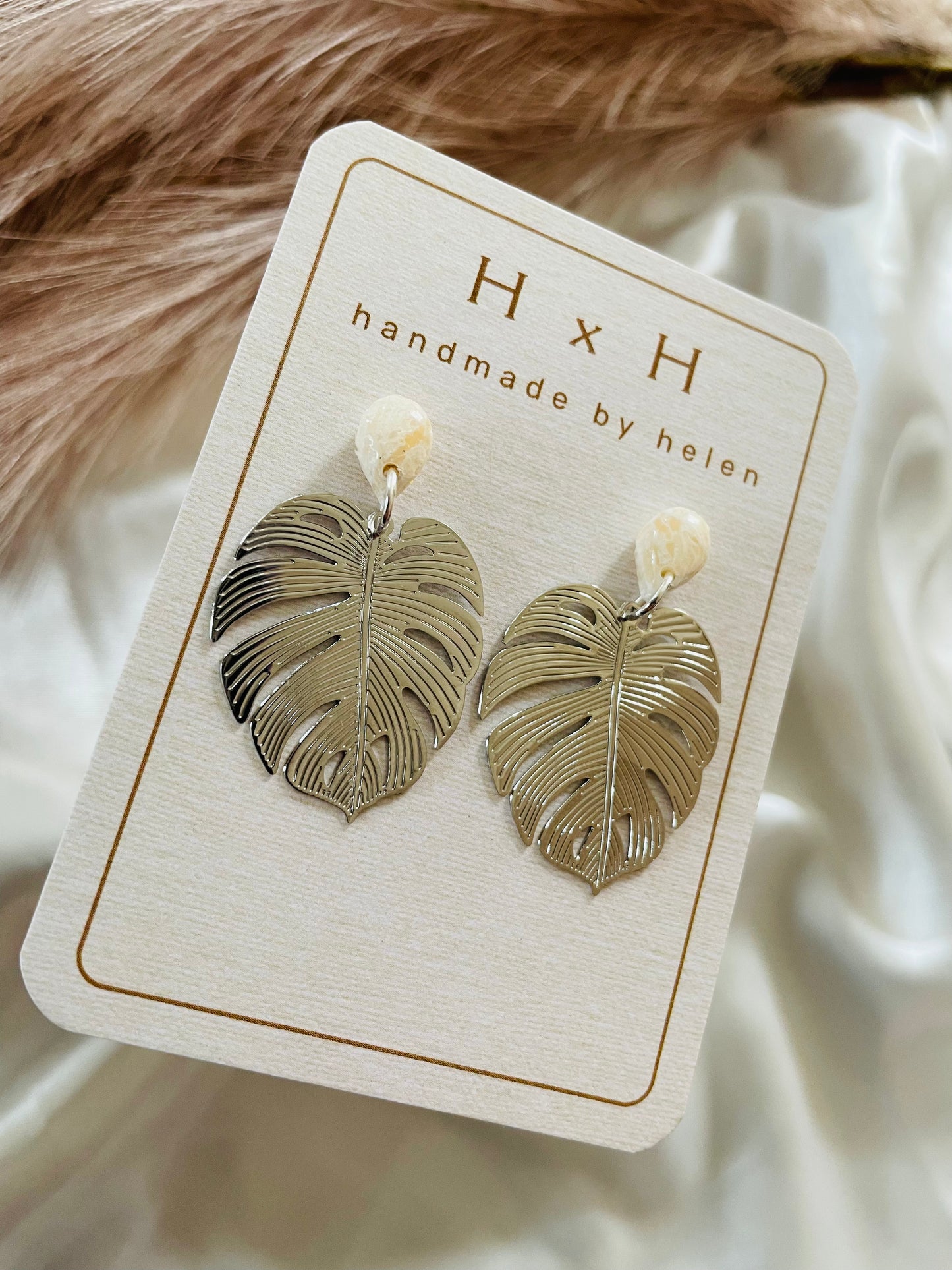 monstera dangles